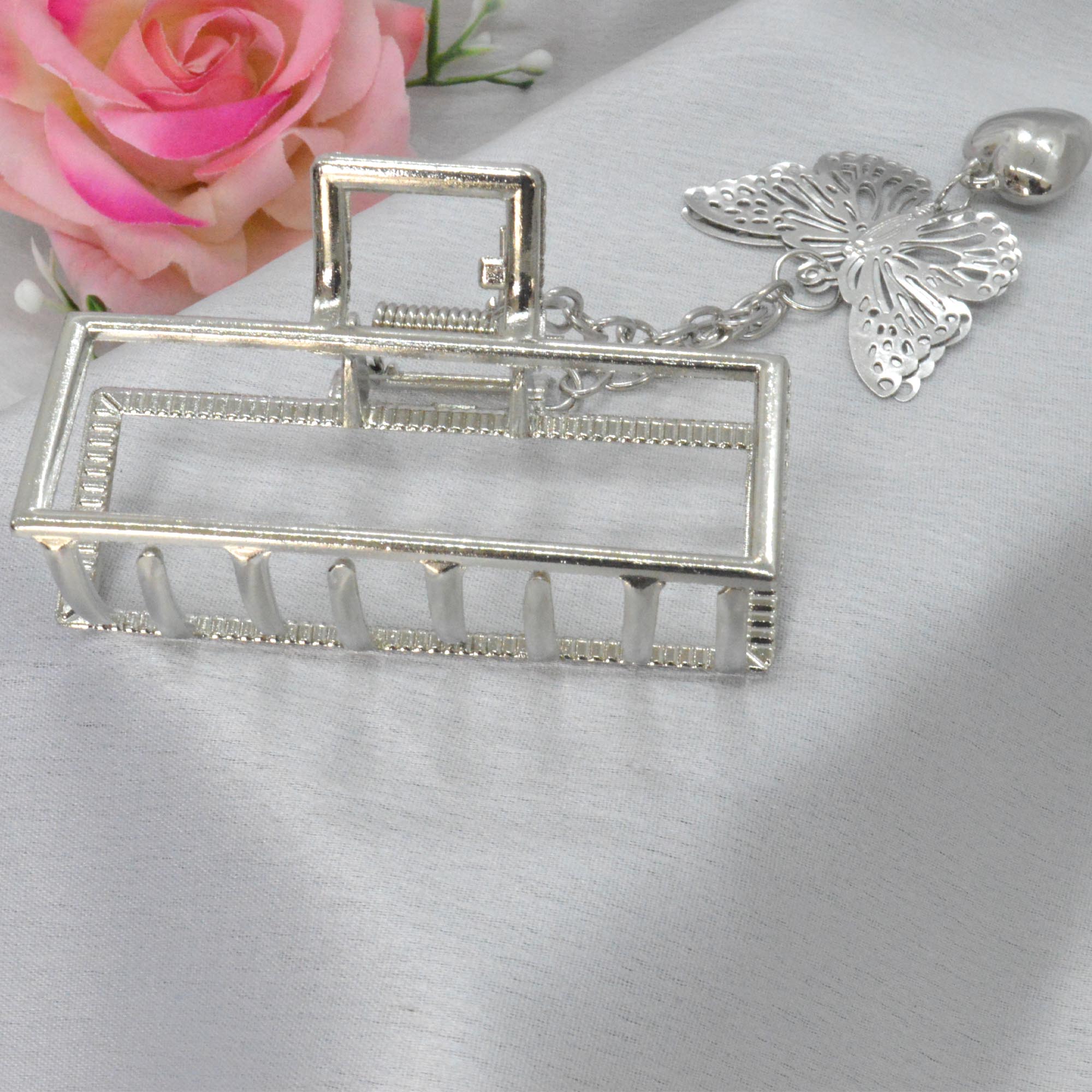 Jewels Of Nepal New Butterfly Designed Metal Hair Claw Clip For Women - Image 9