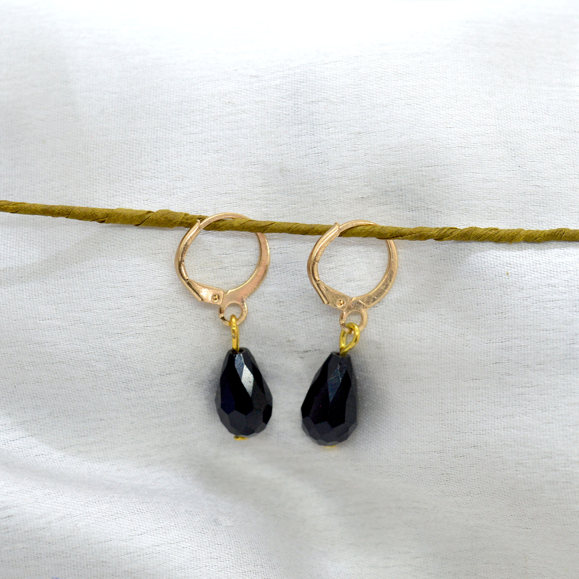 Jewels of Nepal Multi Coloured Crystal Drop Juli Earrings for Women - Image 11