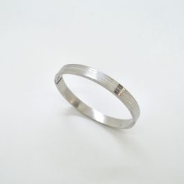 Jewels of Nepal Texture Carved Stainless Steel unisex Bracelet