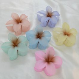 Jewels of Nepal Viral Flower Designed Medium Hair Claw Clip for Women