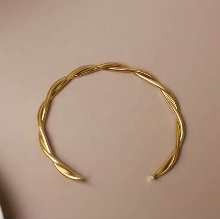 Fashion Trendy Stainless Steel Twisted Wire Design Bracelet for Women - Image 3