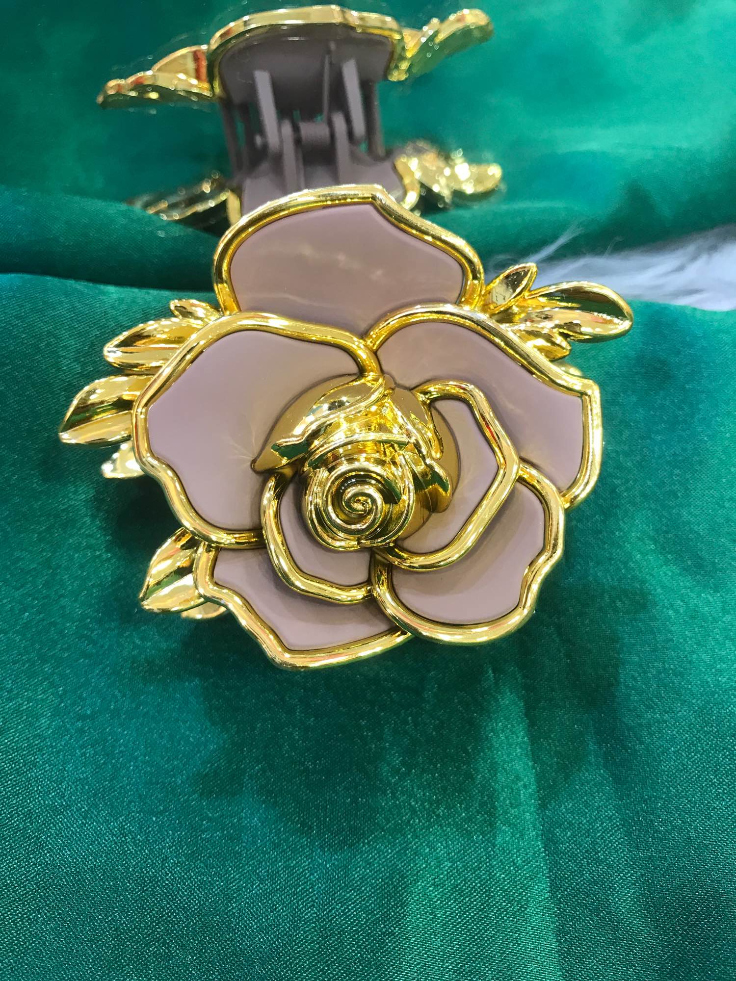 Jewels Of Nepal Flowers Design Claw Clip For Women - Image 6