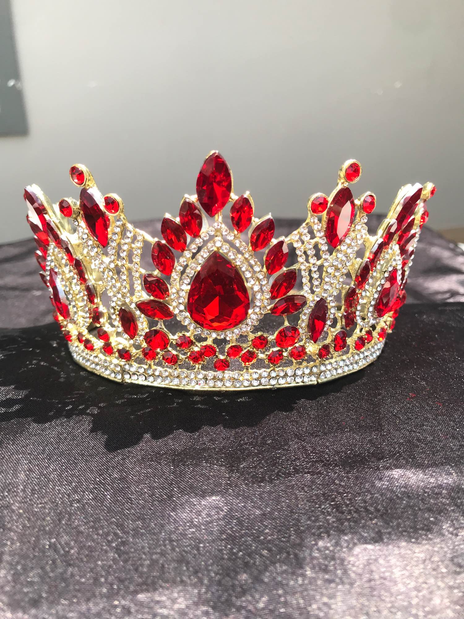 Red & Gold Tall Tiara.And Crowns Wedding, Birthday,For Women - Image 2
