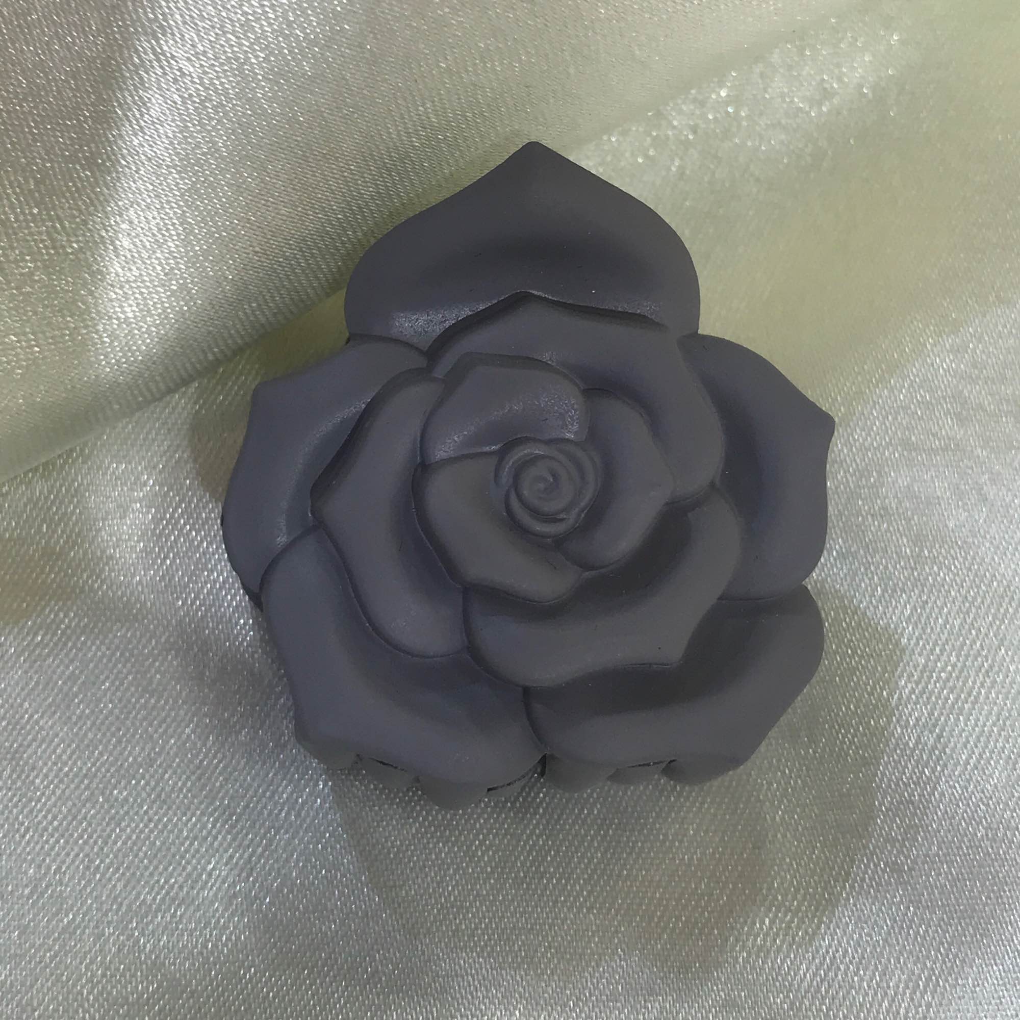 Jewels Of Nepal Flower Small Claw Clip For Women - Image 5