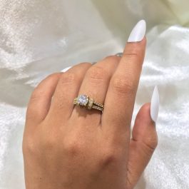 Jewels Of Nepal Premium Panchadhaatu Finger Ring For Women