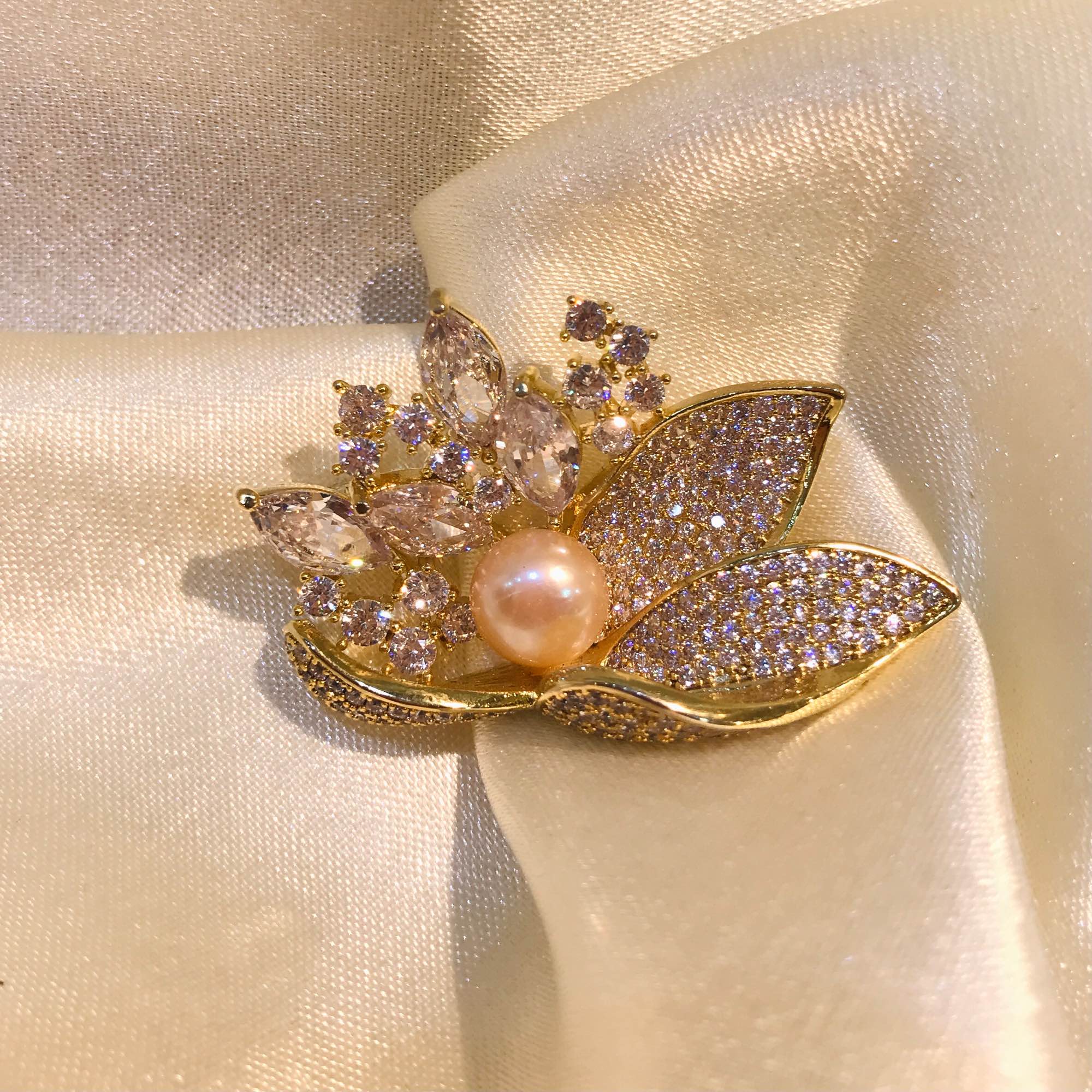 Jewels Of Nepal Australian Diamond Butterfly Designed Original Pearl Brooch For Women - Image 2