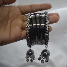 Jewels Of Nepal Gunmetal Toned Pinjada Drop Metallic Set Bangles / Bala For Women- Set of 14 pcs