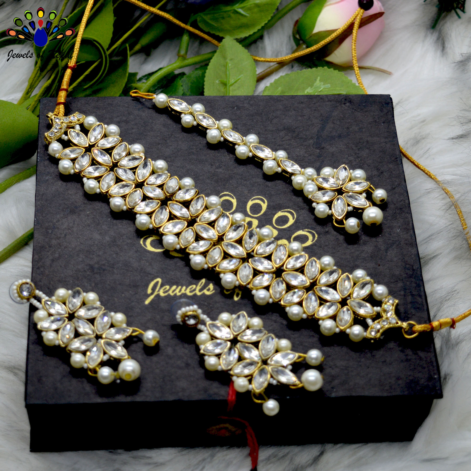 White Stones & Faux Moti/Beads Beaded Adjustable Choker Set With Earrings & Maangtika