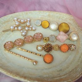 Jewels of Nepal Stones & Simulated Moti Set Hair Clip for Girls- Set of 7