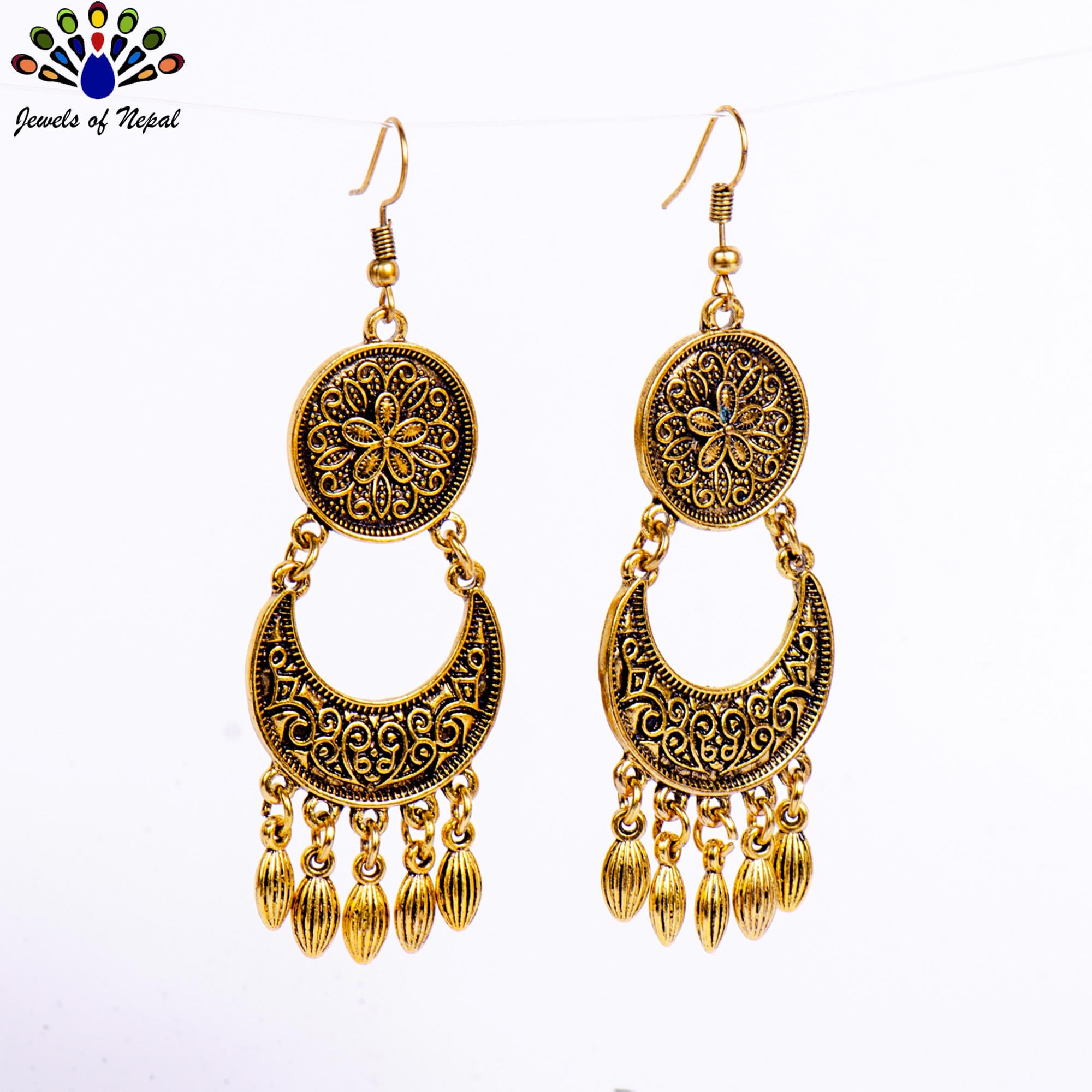 Metal Flower Curved Dangle Earrings - Image 4
