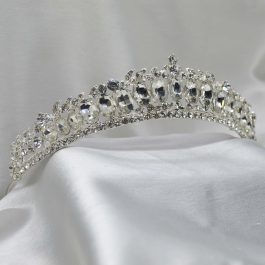 Silver Stunning Bridal Crown/Hair Embellishment For Women