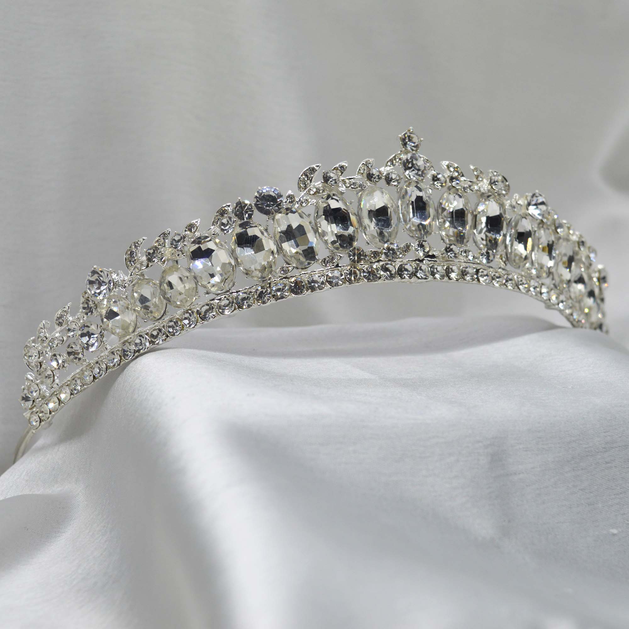Silver Stunning Bridal Crown/Hair Embellishment For Women