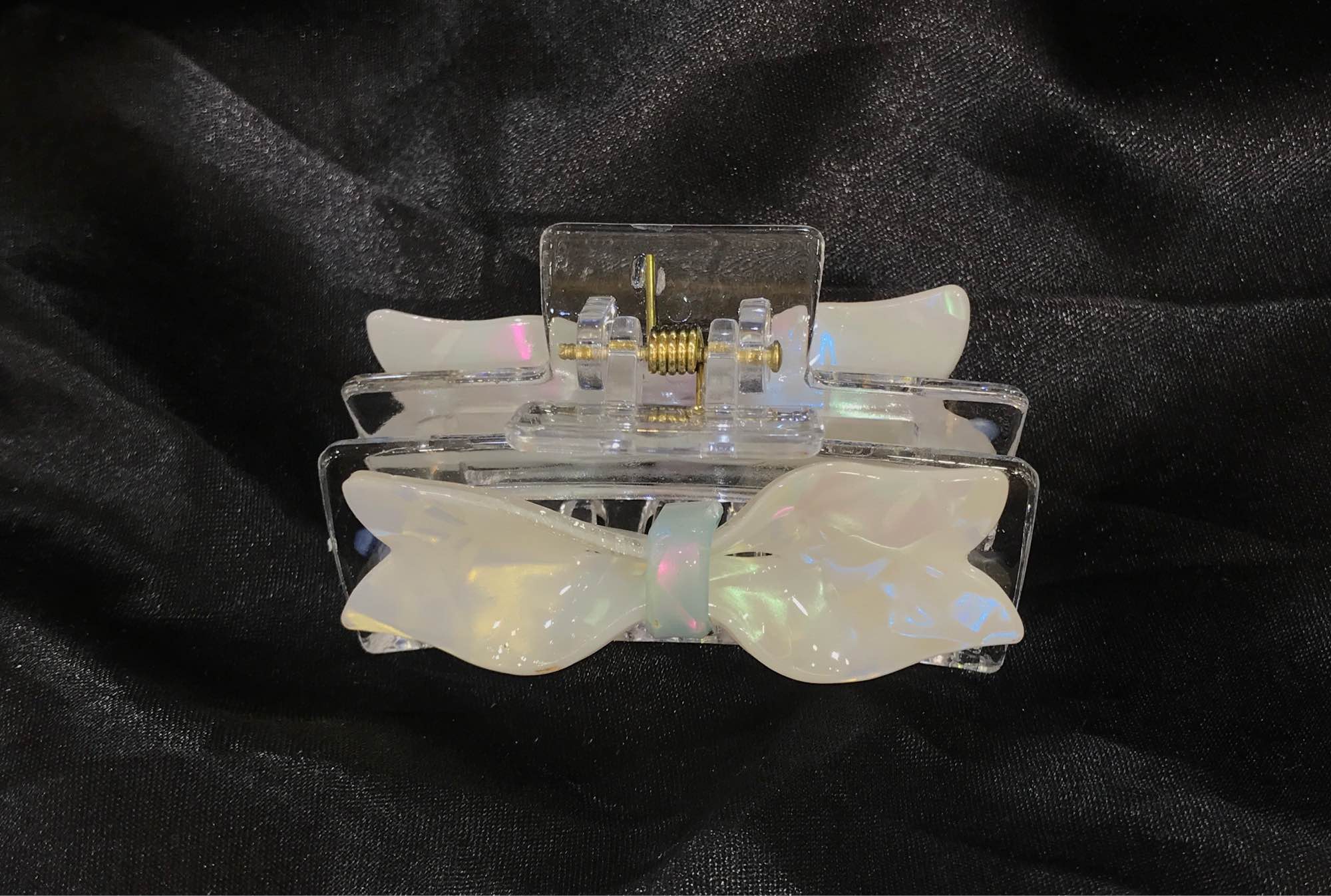 Jewels Of Nepal Transparent Acrylic Bow-shaped Hair Claw Clip For Women - Image 3