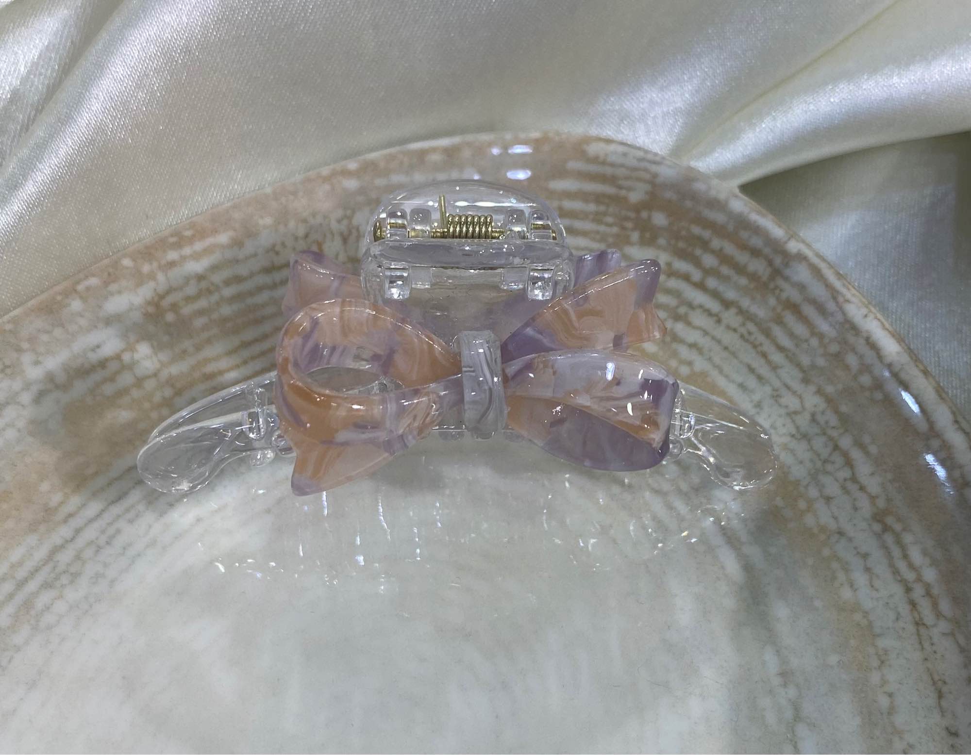 Jewels Of Nepal Transparent Acrylic Bow-shaped Hair Claw Clip For Women - Image 3