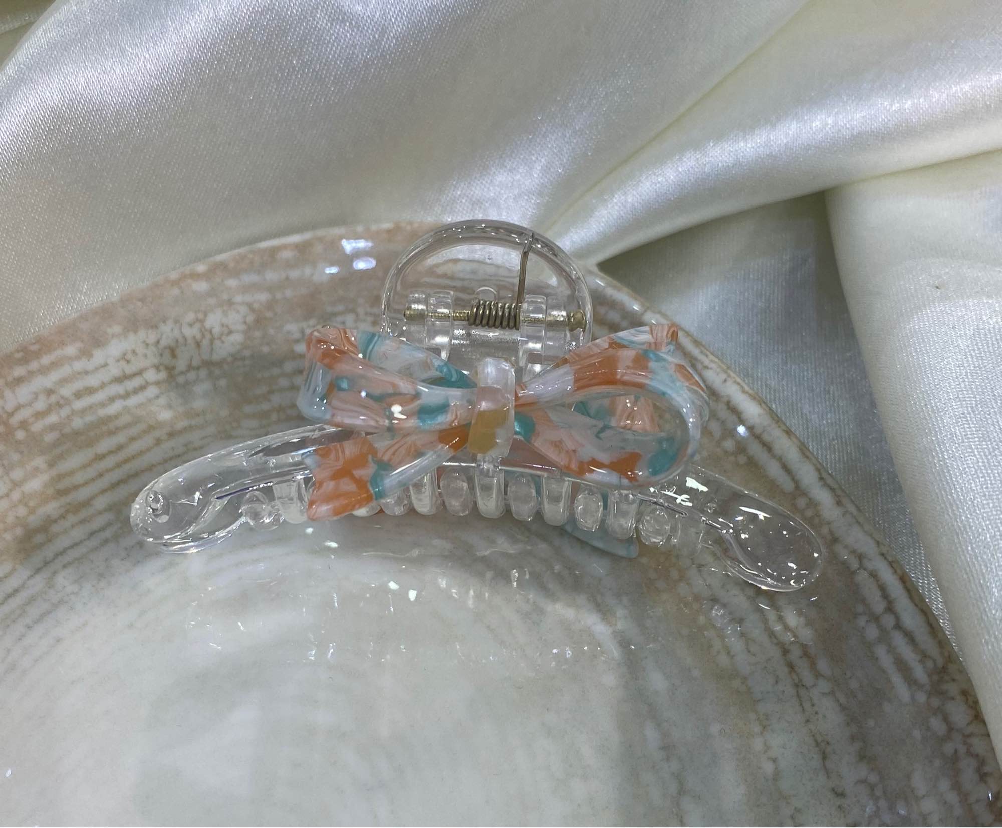 Jewels Of Nepal Transparent Acrylic Bow-shaped Hair Claw Clip For Women - Image 2