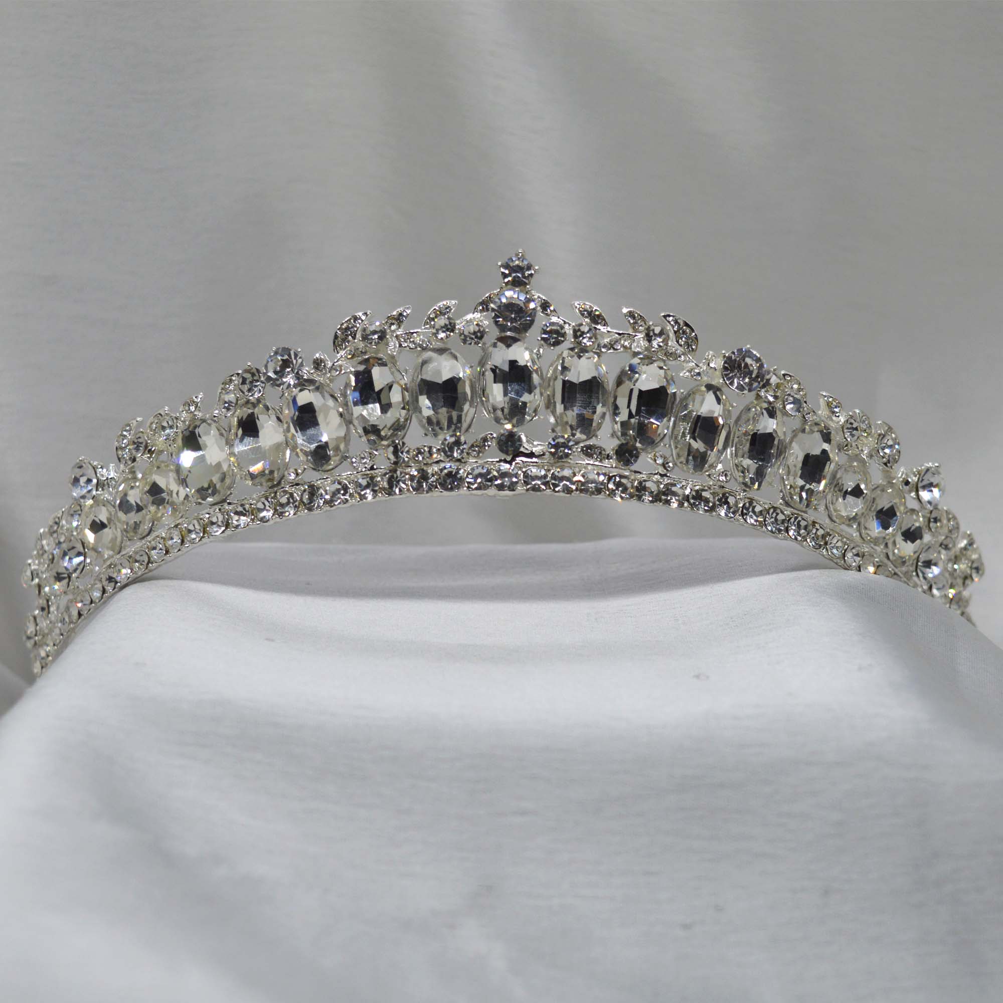 Silver Stunning Bridal Crown/Hair Embellishment For Women - Image 2