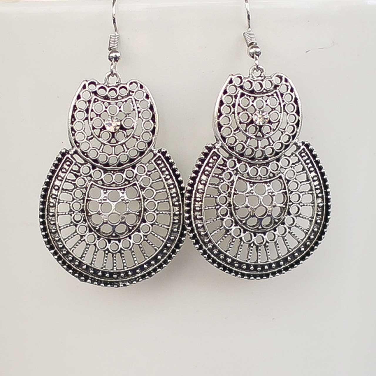 Cutout Patterned Circular Dangle Earrings For Women