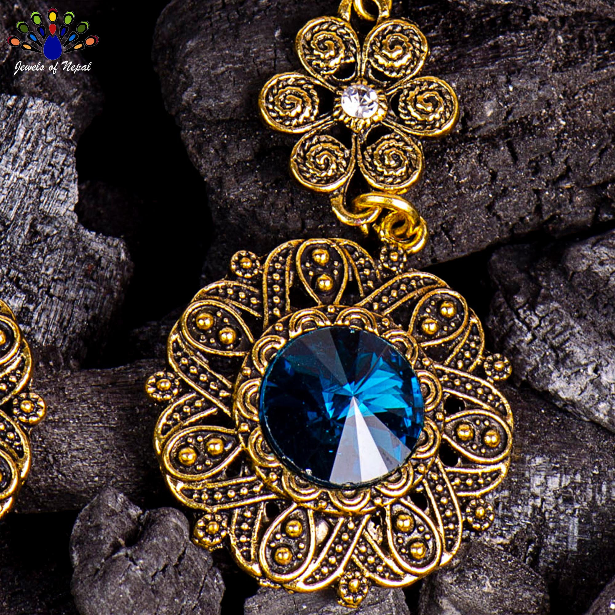Floral Designed Round Drop Earrings For Women - Image 9