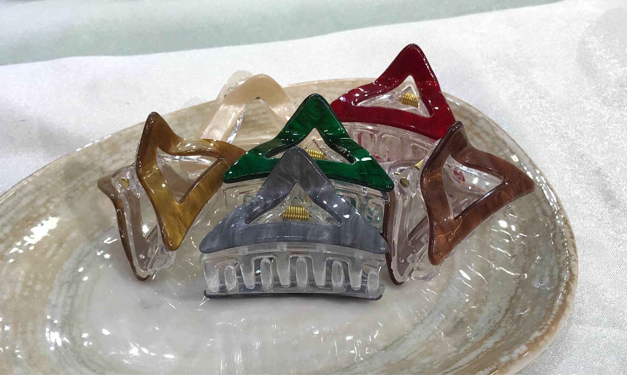 Jewels Of Nepal Small Triangular Acrylic Claw Clip For Women